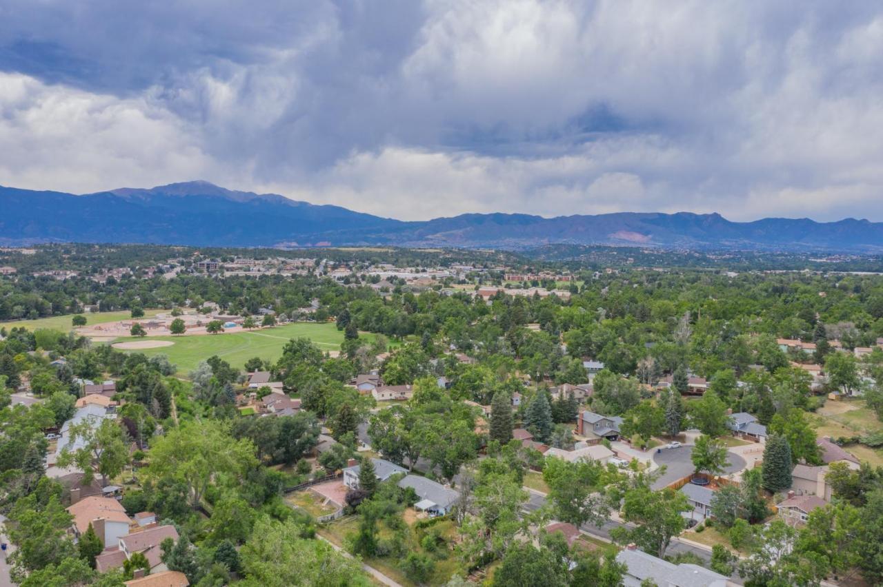 فيلا Wonderful Spacious 5Br Colorado Springs House المظهر الخارجي الصورة